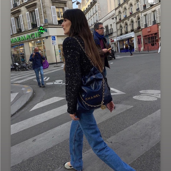 Luxury handbag - Picture 10 of 16